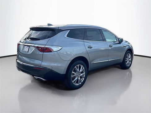 Used 2024 Buick Enclave Essence w/ Experience Buick Package image 7
