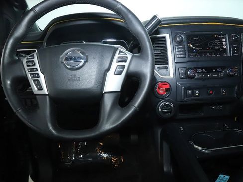 Used 2019 Nissan Titan SL w/ Midnight Edition image 29