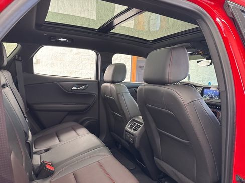 Used 2021 Chevrolet Blazer RS w/ Enhanced Convenience Package image 47