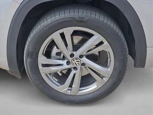 Used 2024 Volkswagen Atlas Cross Sport SEL R-Line AWD/4WD image 23