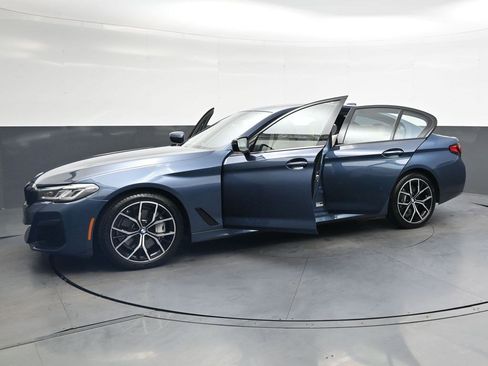 Used 2023 BMW 540i w/ M Sport Package RWD image 34