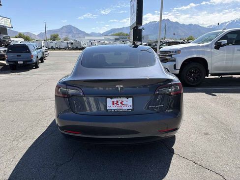 Used 2022 Tesla Model 3 Long Range AWD/4WD image 4