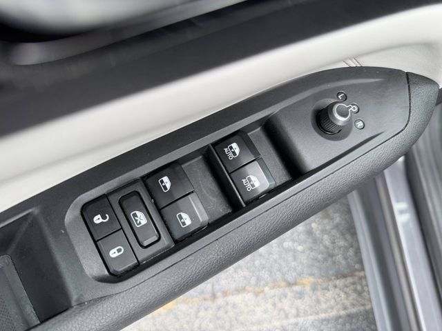 Used 2024 Jeep Compass Limited AWD/4WD image 10