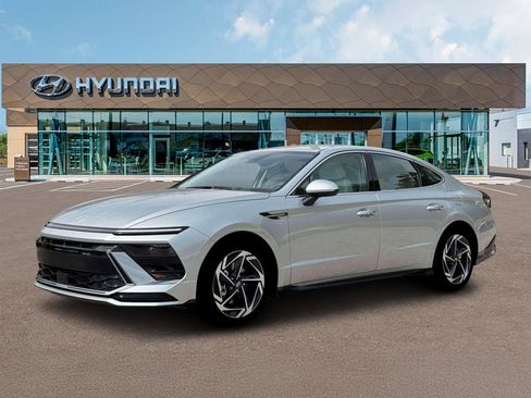 New 2026 Hyundai Sonata SEL image 2