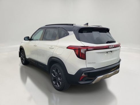 Used 2024 Kia Seltos S AWD/4WD image 3