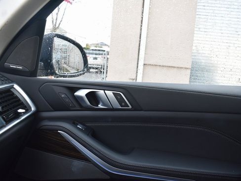 Used 2025 BMW X7 xDrive40i image 20