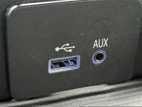 Used 2017 RAM 1500 Big Horn image 22