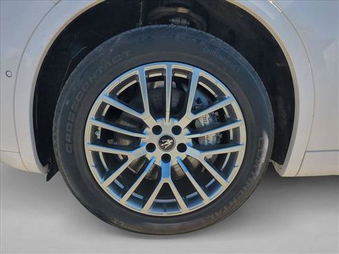 Used 2024 Maserati Grecale GT image 24