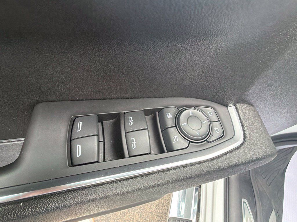 Used 2023 GMC Sierra 1500 SLT w/ SLT Premium Package AWD/4WD image 18