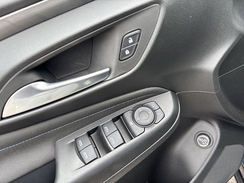 New 2026 Buick Envista Sport Touring w/ Convenience I Package FWD image 13
