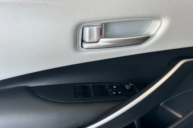 Certified 2024 Toyota Corolla SE w/ SE Premium Package FWD image 11
