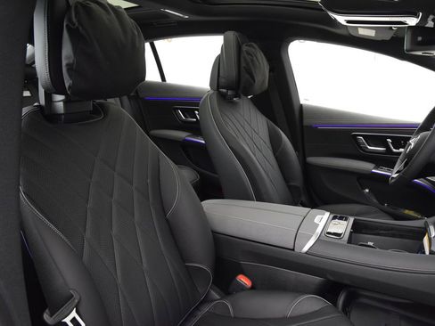 New 2026 Mercedes-Benz EQS 580 4MATIC Sedan image 17