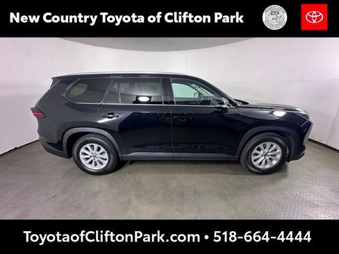 Certified 2025 Toyota Grand Highlander AWD Hybrid image 2