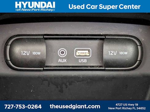 Used 2020 Kia Sorento LX image 25