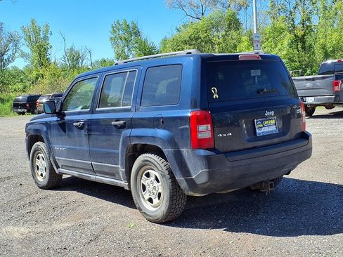 Used 2014 Jeep Patriot Sport AWD/4WD image 6