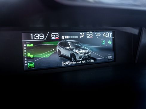 Used 2022 Subaru Forester Touring image 26