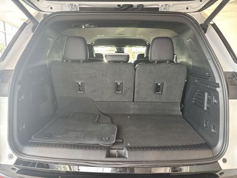 Certified 2024 Chevrolet Traverse RS image 15