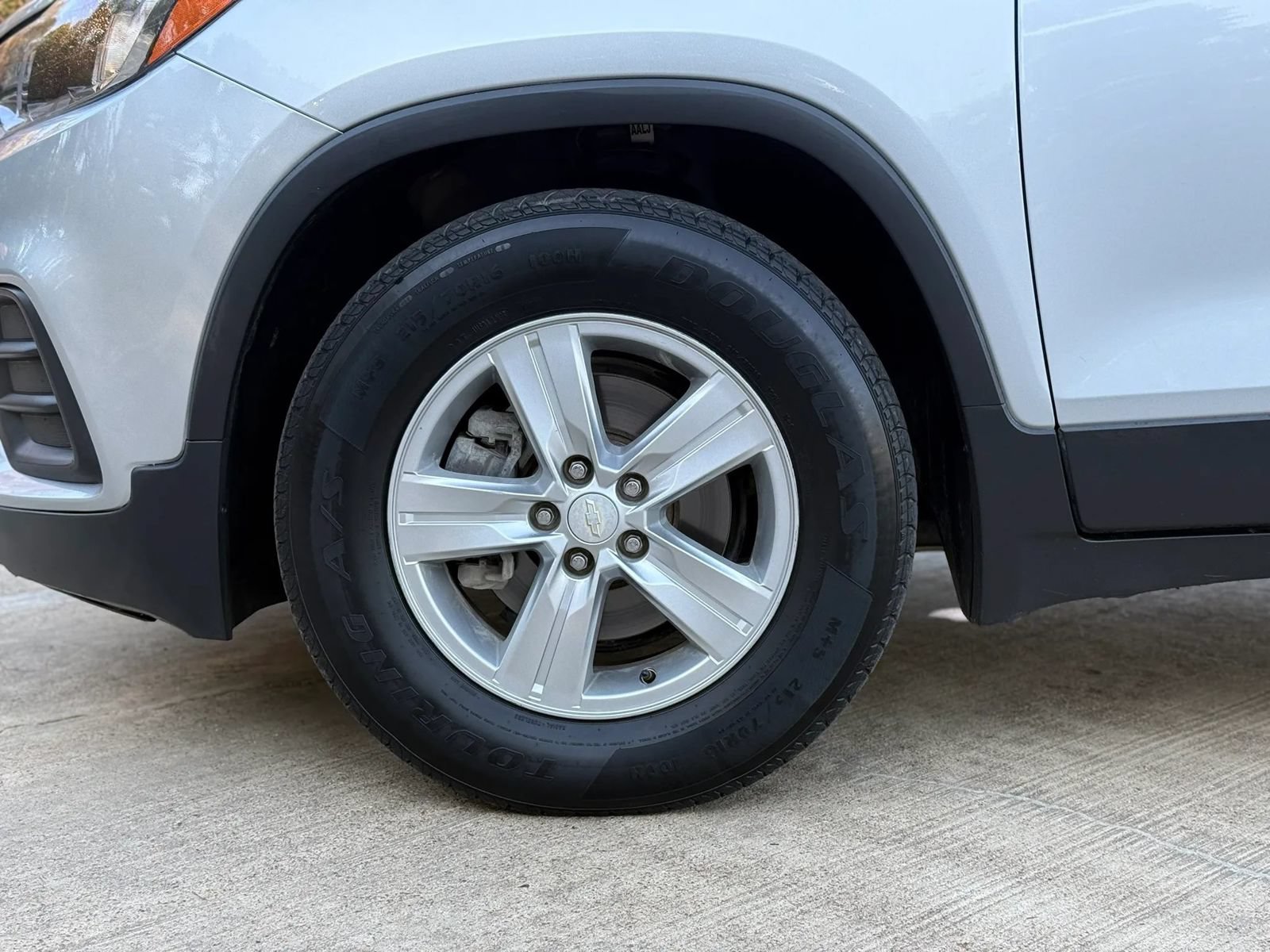 Used 2020 Chevrolet Trax LS w/ Tint and Cruise Package FWD image 14