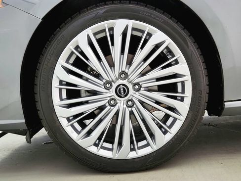 Used 2023 Nissan Altima 2.5 SL FWD image 33