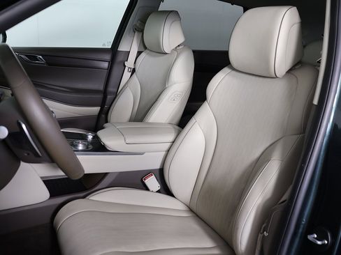 Used 2022 Genesis GV80 3.5T Advanced + image 33