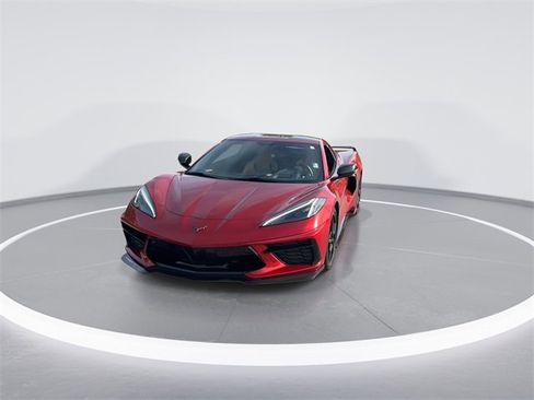 Used 2021 Chevrolet Corvette Stingray w/ Z51 Performance Package image 3