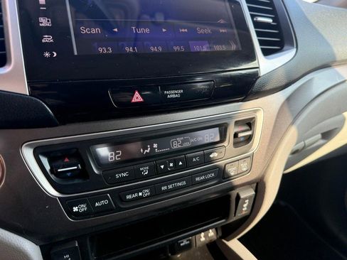 Used 2018 Honda Pilot EX-L image 33