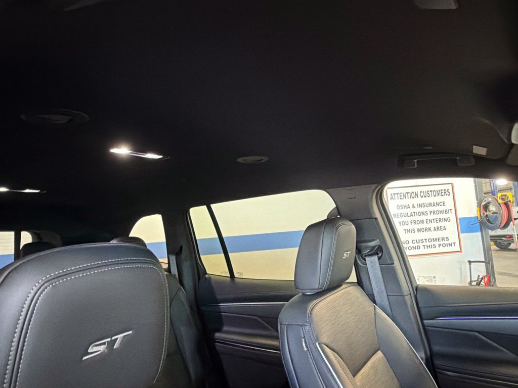 Used 2026 Buick Enclave Sport Touring AWD/4WD image 34