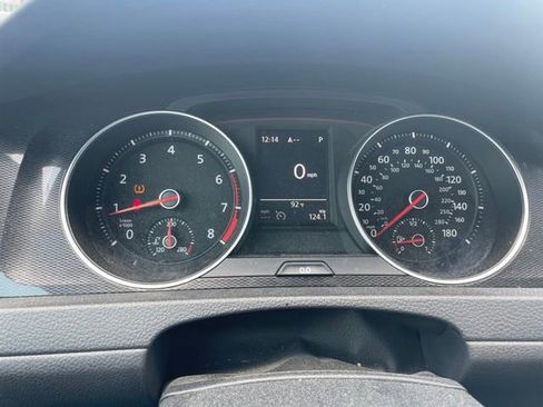Used 2016 Volkswagen GTI SE w/ Lighting Package (SEL) FWD image 12