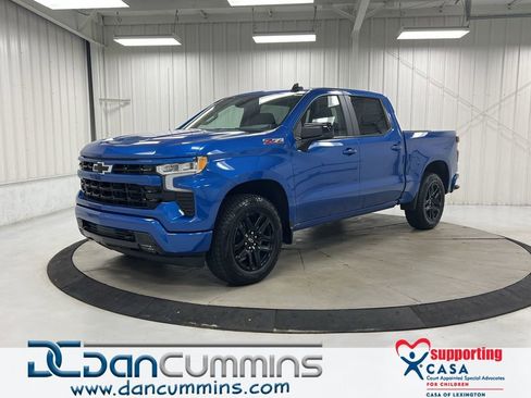 Used 2022 Chevrolet Silverado 1500 RST AWD/4WD image 1