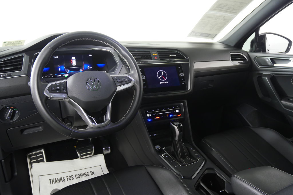 Used 2023 Volkswagen Tiguan SE R-Line FWD image 18