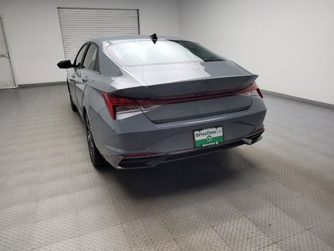 Used 2021 Hyundai Elantra SEL w/ Convenience + Premium Package FWD image 6
