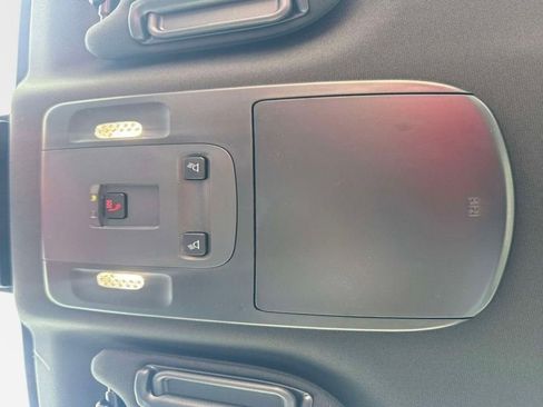 Used 2026 Toyota Camry SE w/ Convenience Package image 29