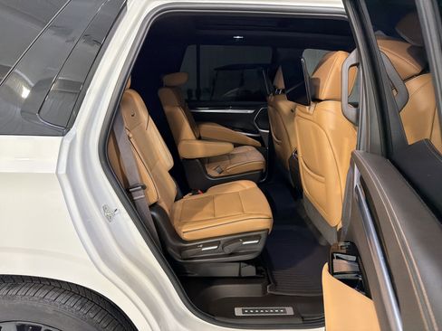 Used 2025 Cadillac Escalade Premium Luxury w/ Touring Package image 14