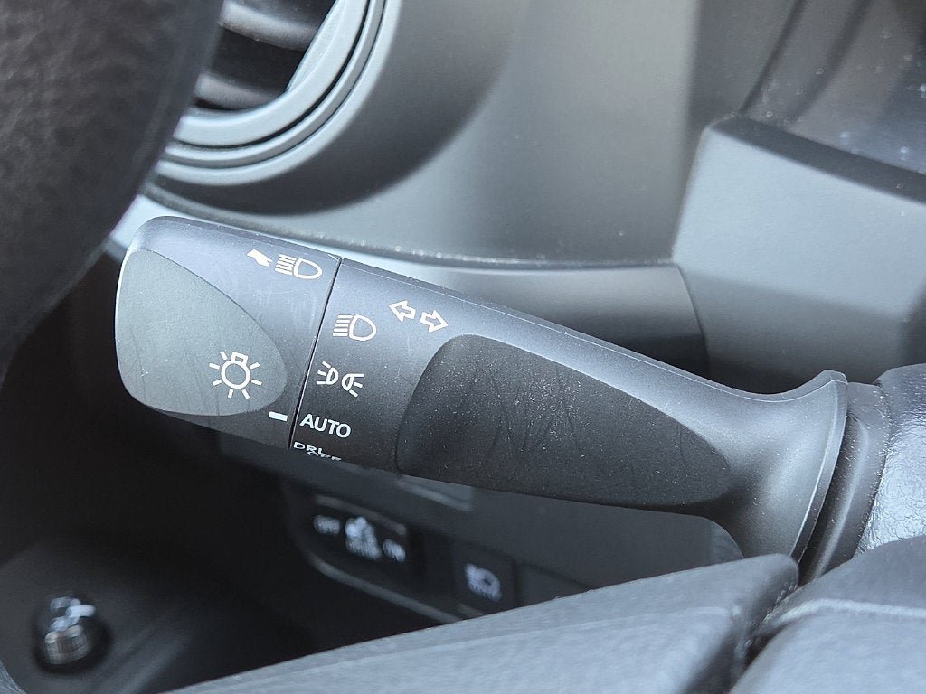 Used 2023 Toyota Tacoma SR AWD/4WD image 29
