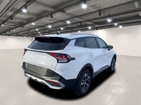 Certified 2023 Kia Sportage EX image 8