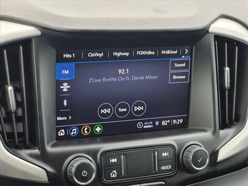 Used 2023 GMC Terrain SLT AWD/4WD image 12