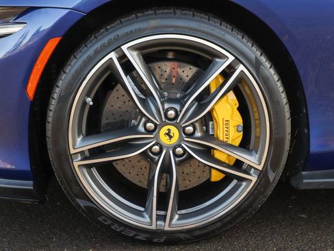 Certified 2022 Ferrari Roma image 15