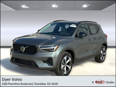 New 2026 Volvo XC40 B5 Plus w/ Protection Package Premier