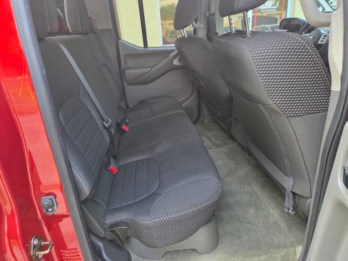 Used 2016 Nissan Frontier Desert Runner RWD image 17