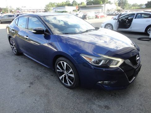 Used 2018 Nissan Maxima 3.5 SV FWD image 3