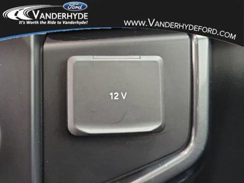 Used 2022 Ford Expedition Limited image 31