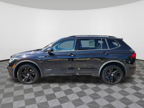 Certified 2023 Volkswagen Tiguan SE R-Line AWD/4WD image 5