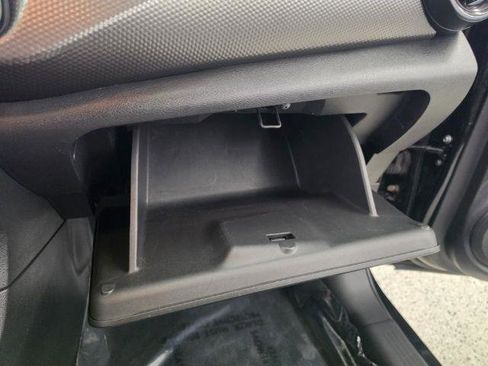 Used 2020 Nissan Kicks S FWD image 21
