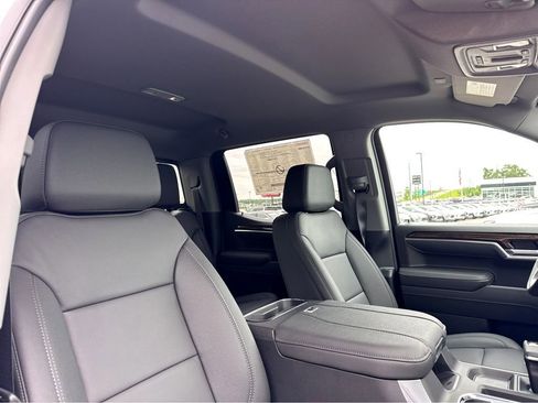 New 2026 GMC Sierra 1500 Elevation w/ Elevation Premium Package AWD/4WD image 5