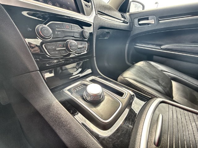 Used 2023 Chrysler 300 Touring L AWD/4WD image 19