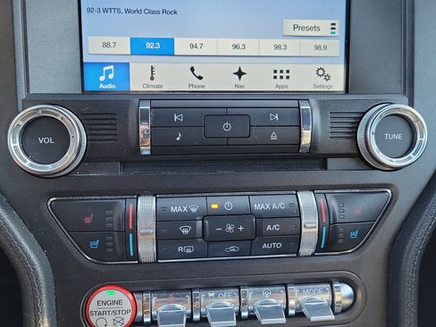 Used 2017 Ford Mustang GT Premium image 27