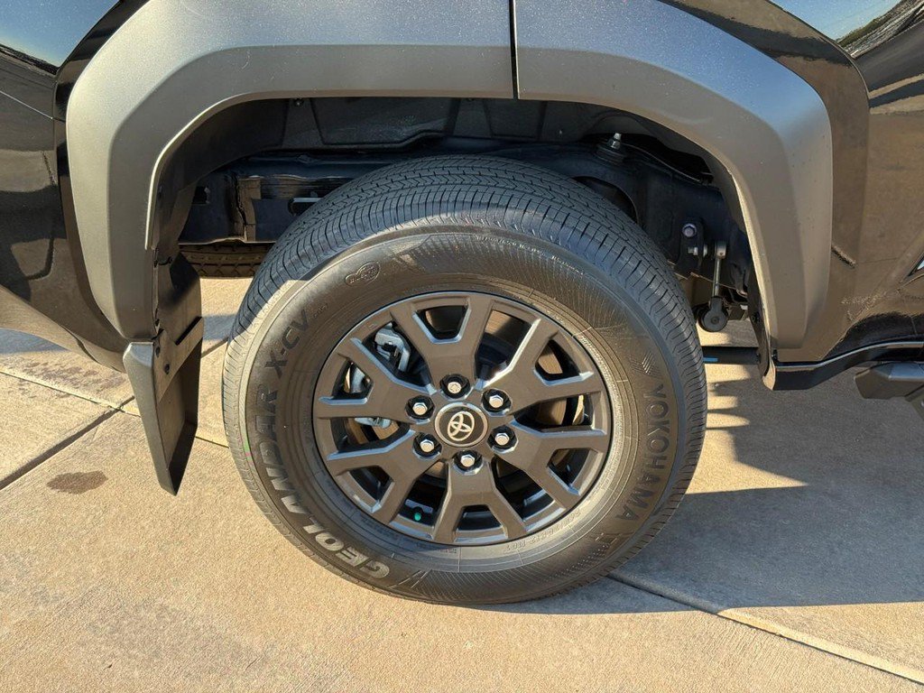 Certified 2026 Toyota 4Runner SR5 AWD/4WD image 6