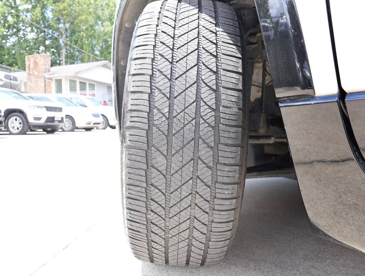 Used 2020 Chevrolet Traverse Premier w/ Redline Edition FWD image 30