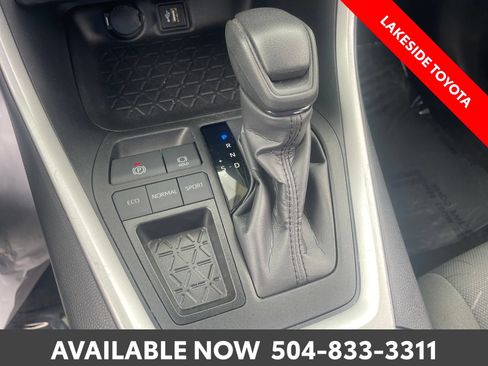 Certified 2024 Toyota RAV4 XLE FWD image 31