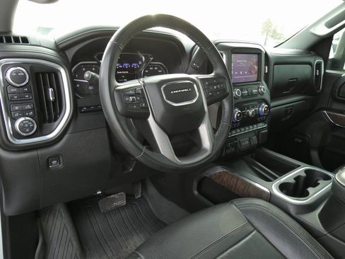 Used 2023 GMC Sierra 3500 Denali w/ Denali Ultimate Package AWD/4WD image 24